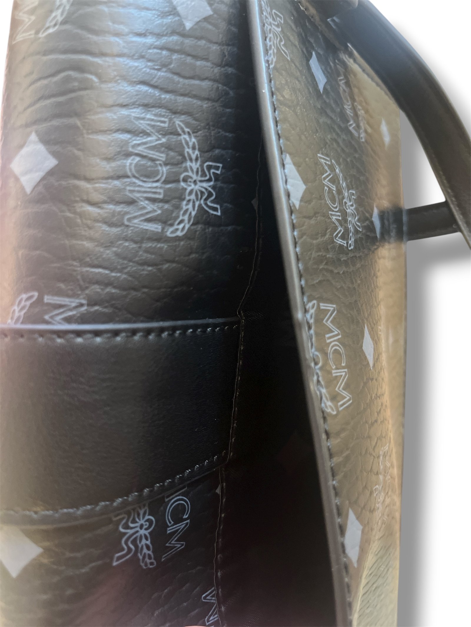 MCM ΤΣΑΝΤΑ ΧΙΑΣΤΗ ΜΑΥΡΗ - Image 3